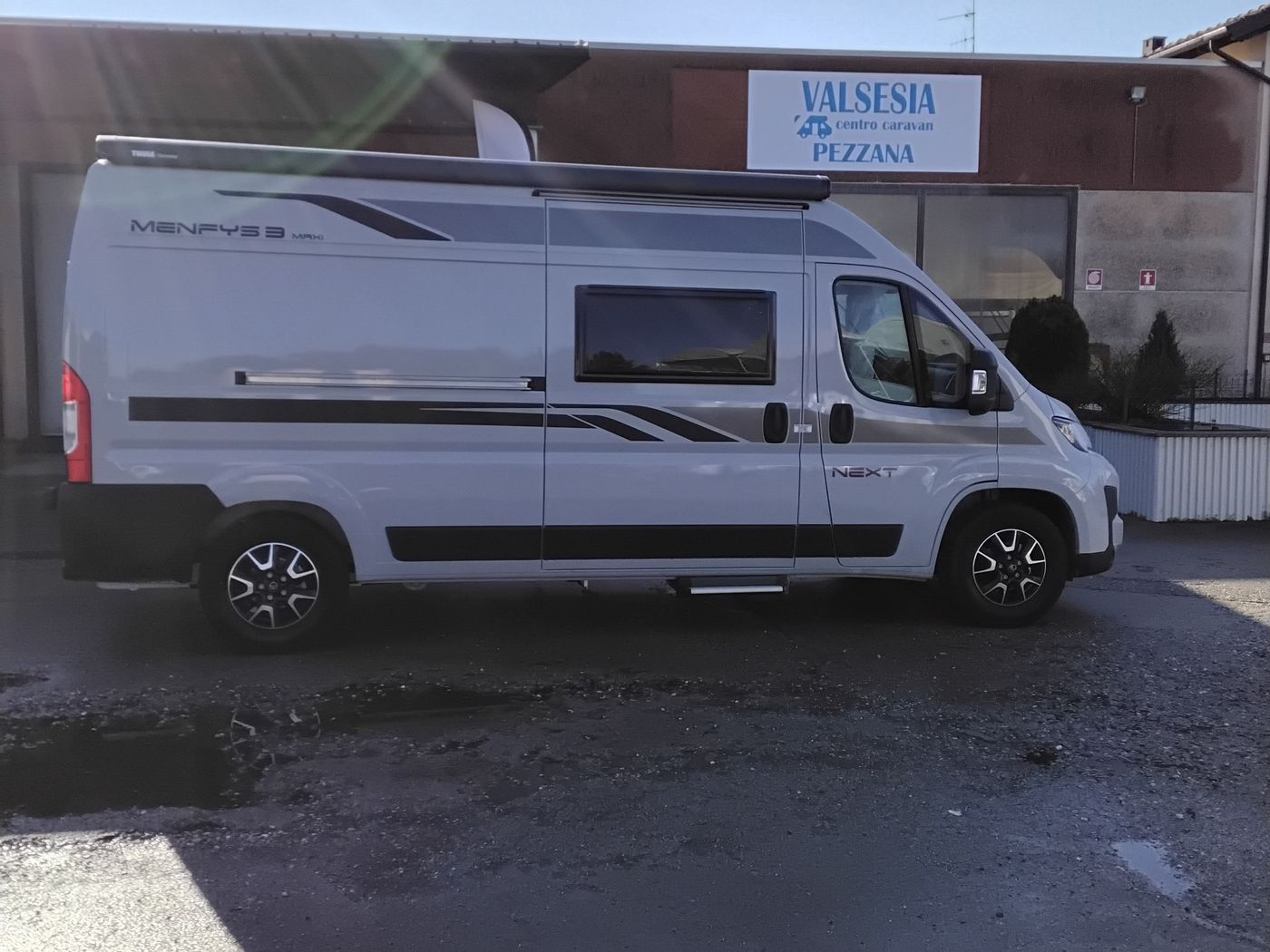 MENFYS NEXT 3 MAXI- VAN MT. 5,99