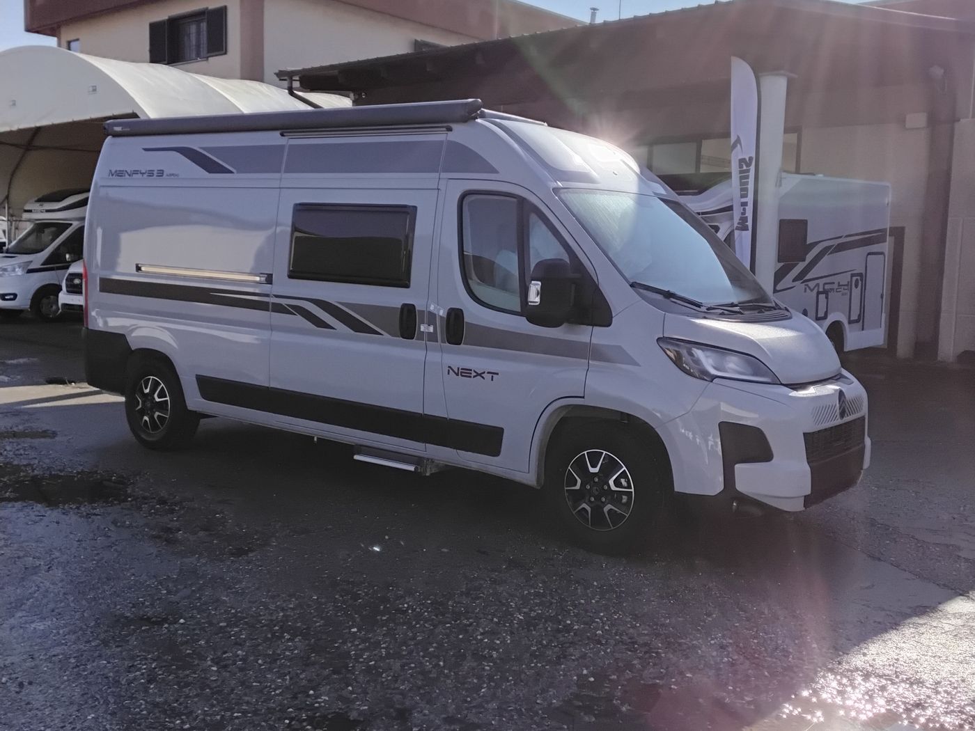 MENFYS NEXT 3 MAXI- VAN MT. 5,99