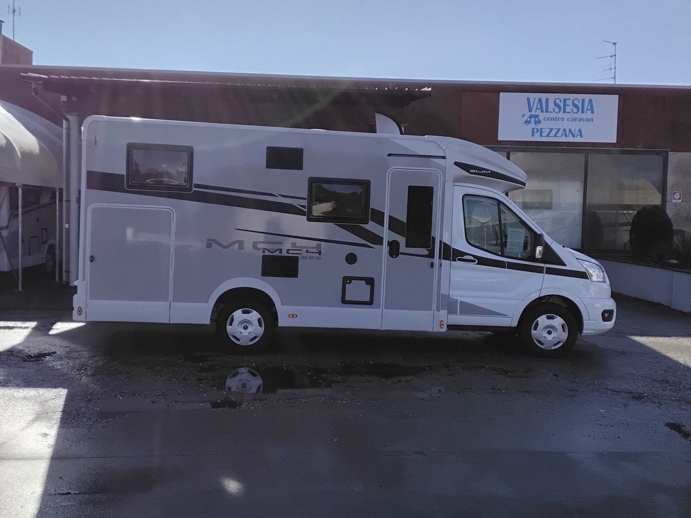 LUNGHEZZA MT. 6,69 E LARGHEZZA MT. 2,15