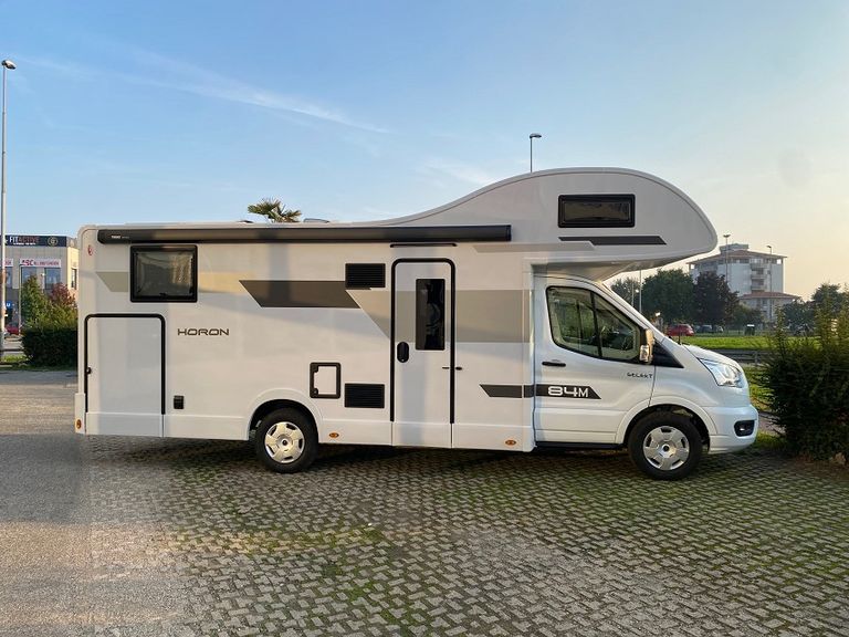 HORON 84 M