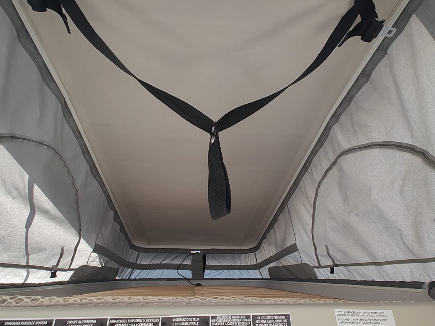 Livingstone 2 Sport Limited - tetto