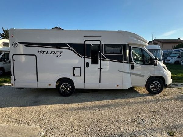 Elnagh esterno camper in pronta consegna nuovo in vendita