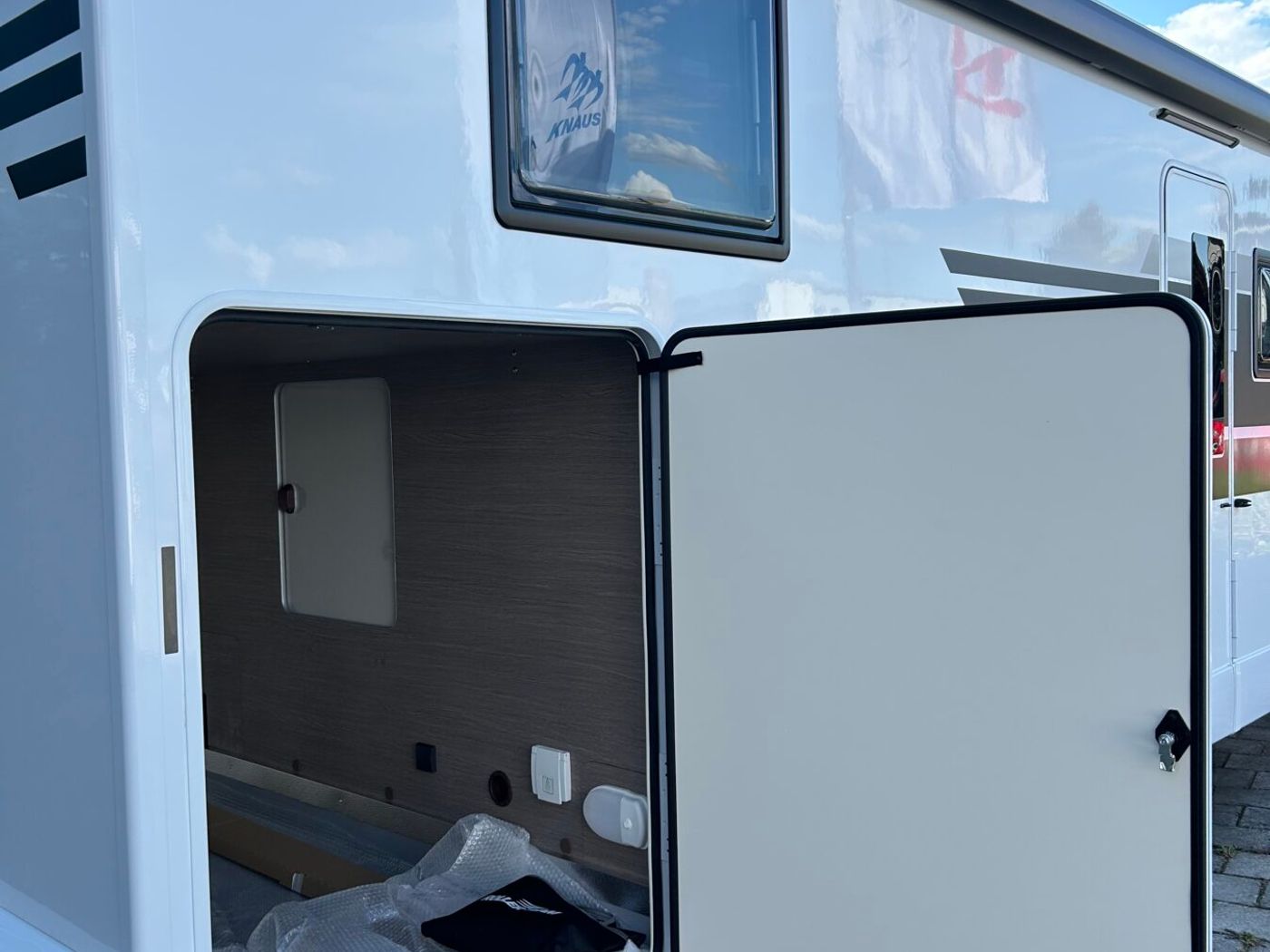 AMPIO GAVONE PER IL CARICO DELLE BICI