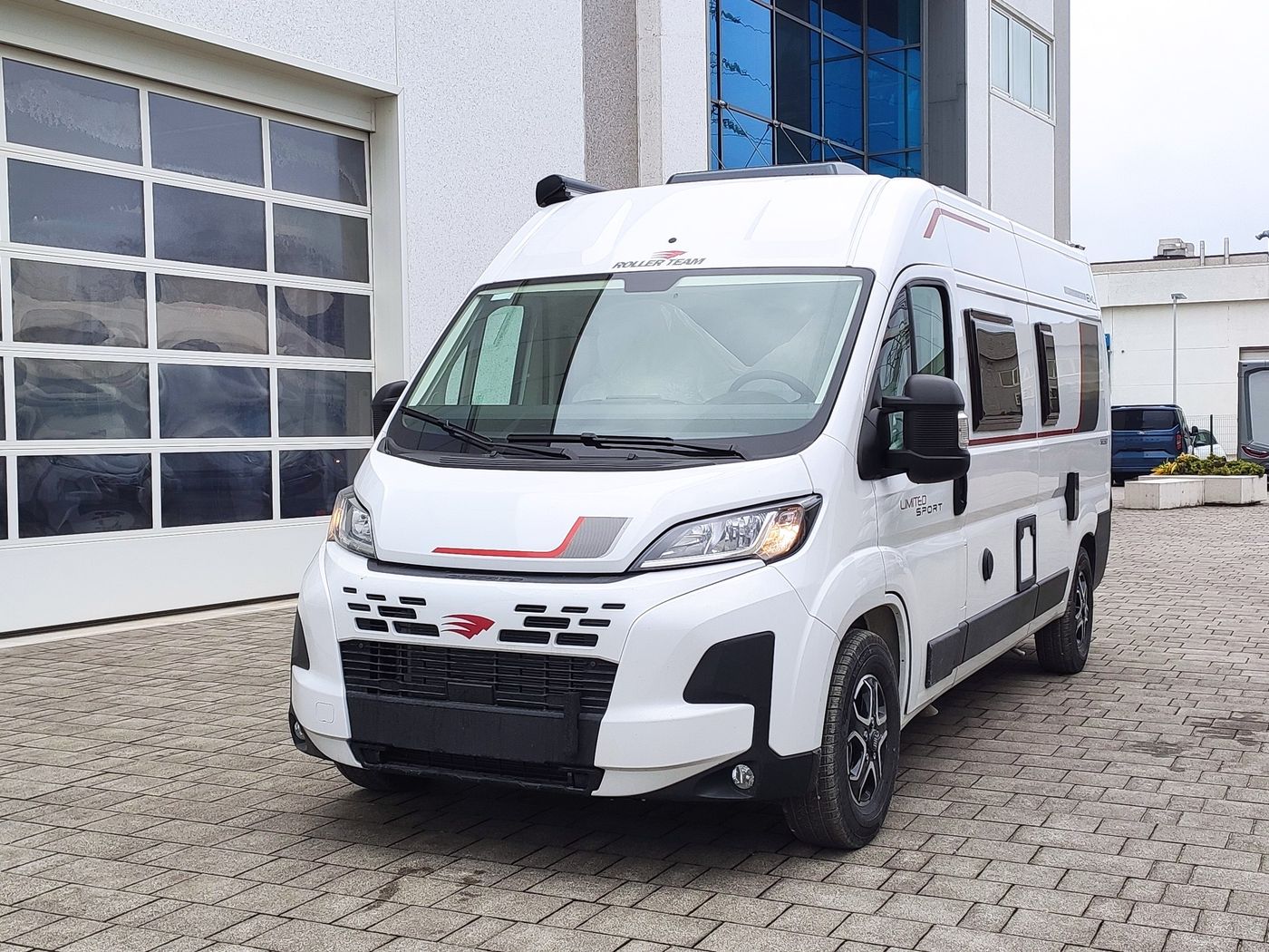 Roller Team Livingstone van pronta consegna in vendita