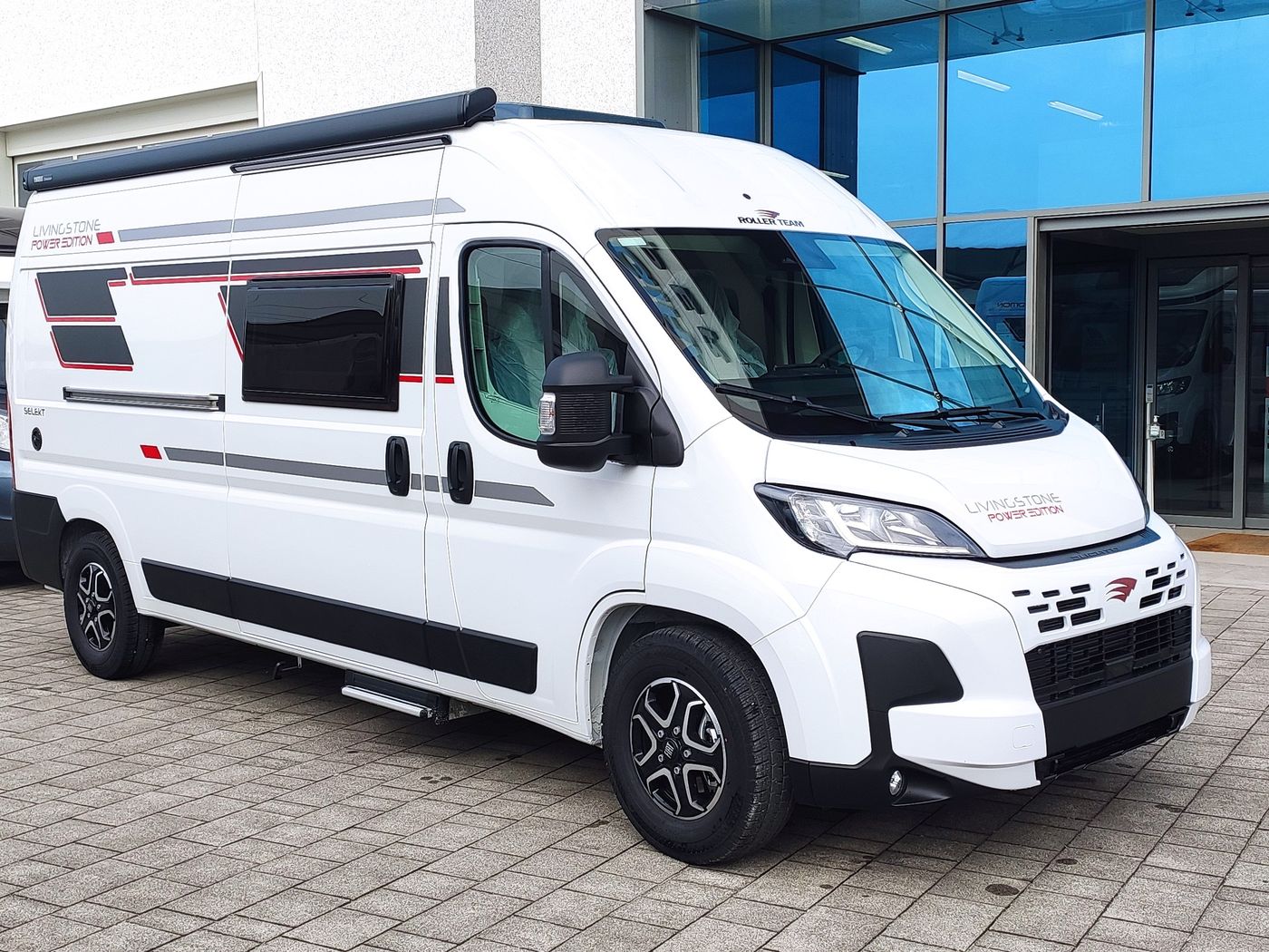 Livingstone 2 Power Edition