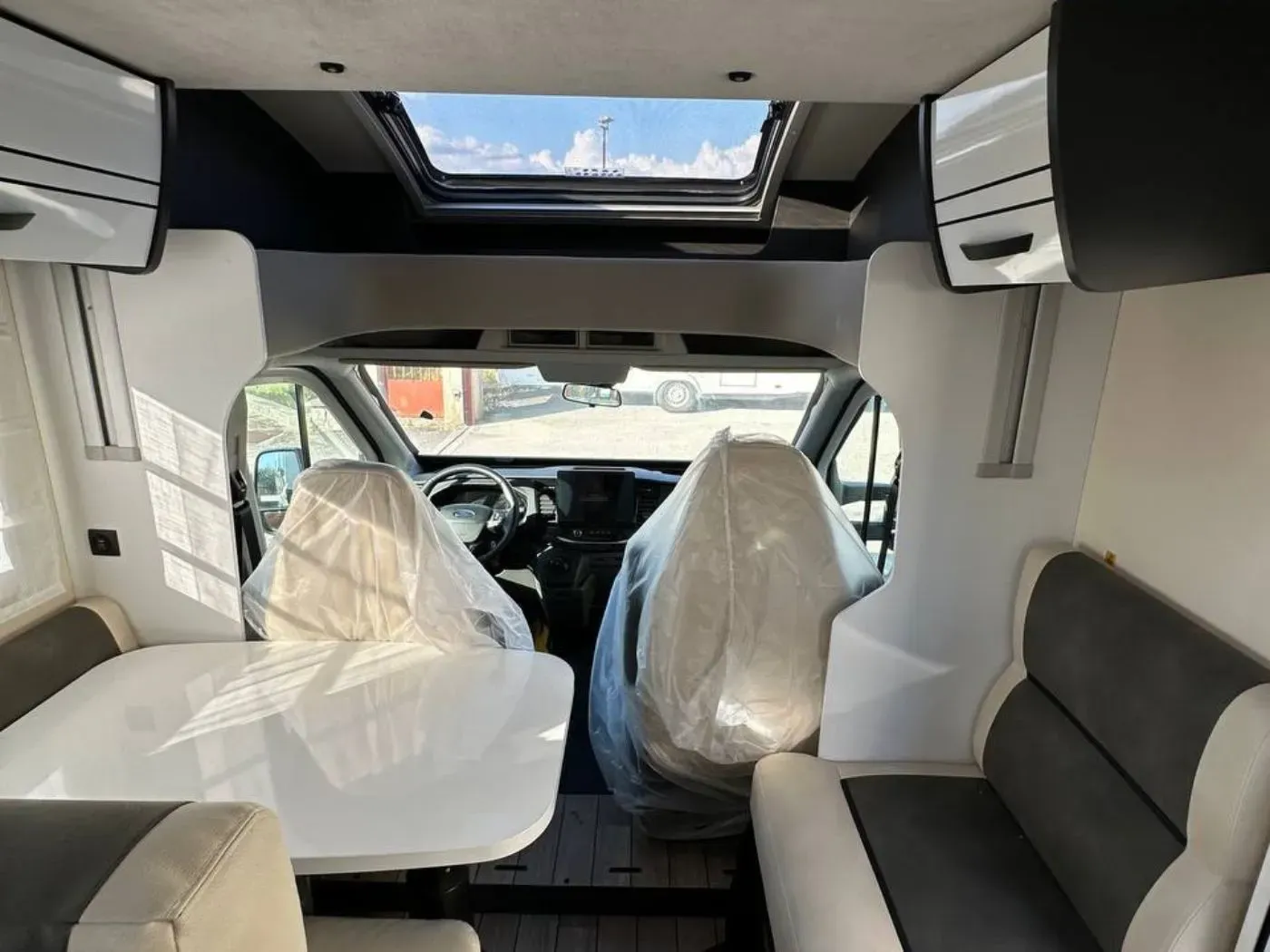 semintegrale mclouis con doppia dinette