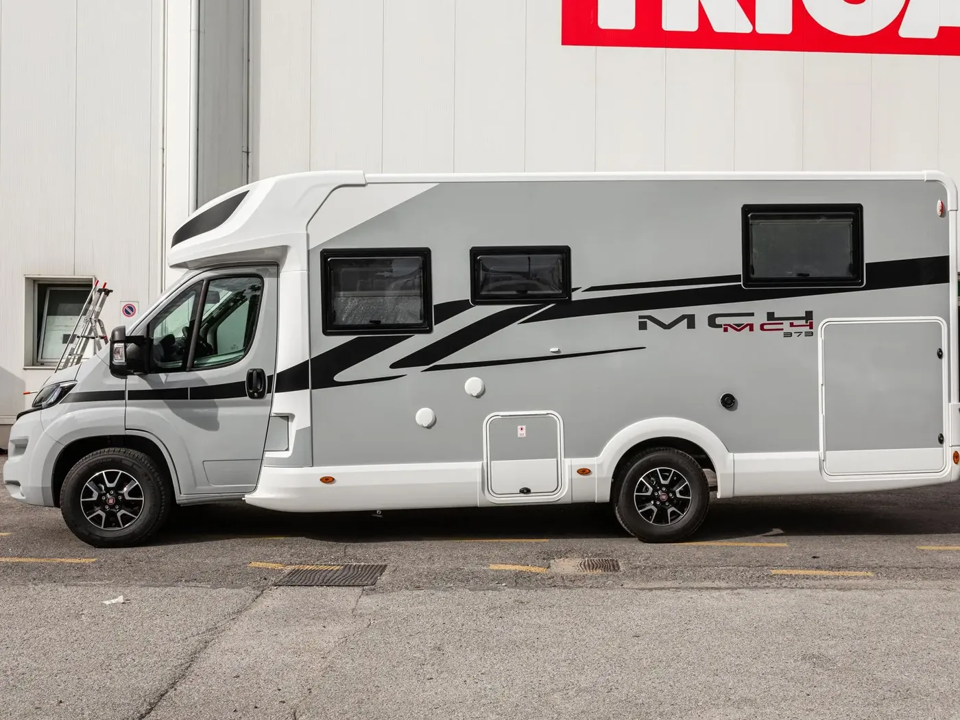 Esterno MC4 373