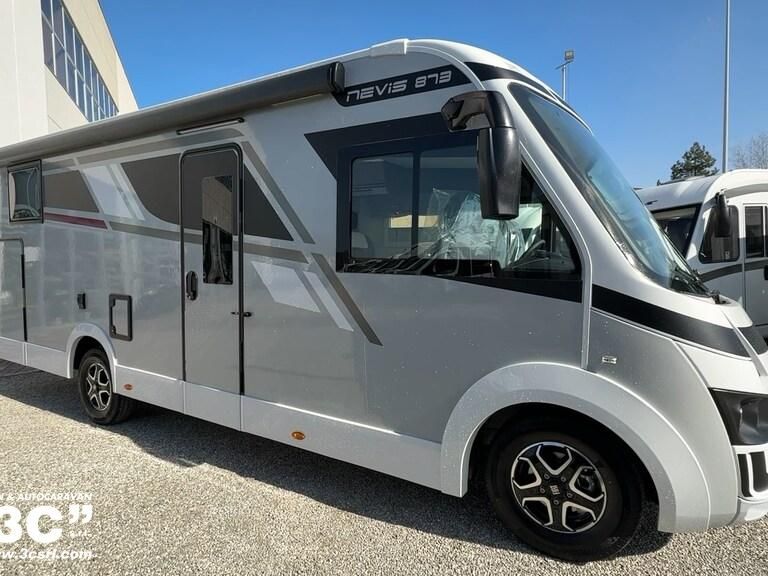 MC LOUIS Nevis 873 auto